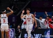 bsports体育-强强对话！精彩对决震撼全场观众