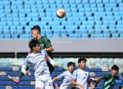 bsports体育-国内足球联赛球员拼搏精神感动无数观众